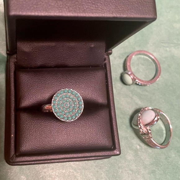 Lia Sophia Rings • Set of 3 Rings - silver and turquoise blue tones Size 7 - Picture 3 of 7